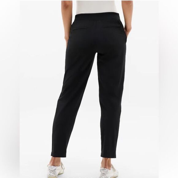 Athleta Brooklyn Mid Rise Ankle Pant Stretch Athleisure Travel New Black Sz 12 - Picture 3 of 15
